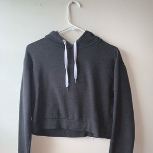 Cropped hoodie